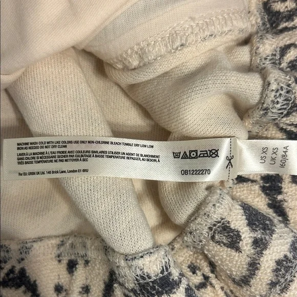 FP Movement by Free People Black and Cream Patterned Sweatshirt - Picture 8 of 9